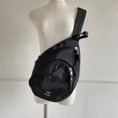 美品 anello ボディバッグ ブラック ショルダーバック カバン リュックのサムネイル