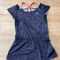 adidasレディース　トップス