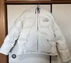 [美品]XLARGE ホワイト　ダウンジャケット　XLサイズ　メンズのサムネイル