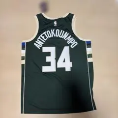 Giannis Antetokounmpo 直筆サインユニフォーム 鑑定書付 Giannis Antetokounmpo NBAサイン ユニフォーム 鑑定書付 - メルカリ