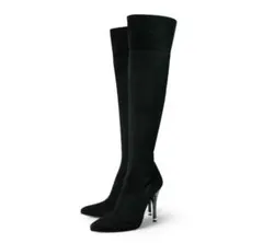 ニーハイブーツ