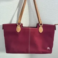 《美品》バーバリーブルーレーベル　キャンバス地　ショルダーバッグ　赤・チェック