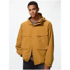 UNIQLO ウインドプルーフパーカー　ユニクロ