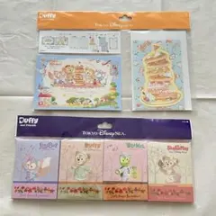 ダッフィー &フレンズ　　メモ帳　ポストカード　グリーティングカード