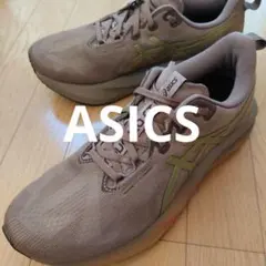 アシックス　ノヴァブラスト5 LUXE 27.0㌢