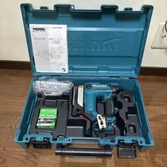 極美品 試し打ち程度 マキタ makita 電動タッカ ST312D タッカー 