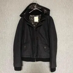 Ray Cassin フード付きブラックジャケット　ジャンパー　花柄ウール60%のサムネイル