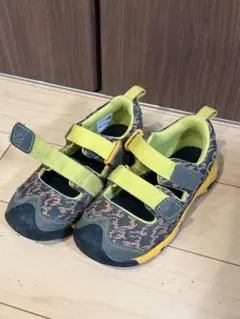 ニューバランス　水陸両用サンダル　17.0cm