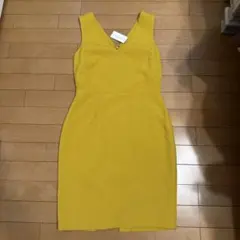 Banana Republic ノースリーブワンピース イエロー サイズ6新品のサムネイル