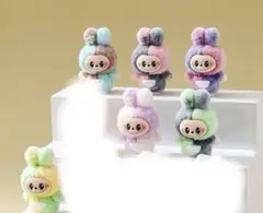 6個　MINI LABUBU ミニ　ラブブ　マスコット　フィギュア ラスト