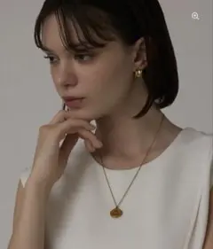 Item thumbnail for item c1ac3f34-e5fe-4dad-87ef-5dc148940a94