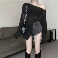 オフショルダー ブラック ニット 長袖