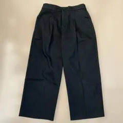 ユニクロ　アンクルパンツ　M クロ