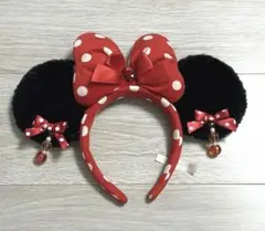 ディズニーカチューシャ　ミニー　イヤリングビーズ　水玉　赤色
