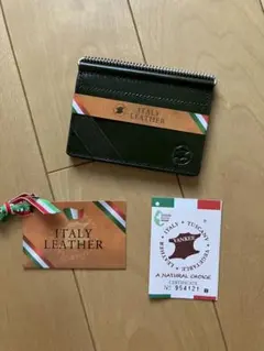 新品未使用！YANKEE 社製 イタリアンレザー 名刺&カード入れ　グリーンのサムネイル