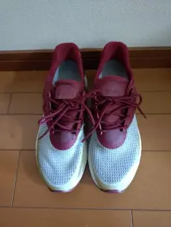 New Balance スニーカー 　バーガンディ　サイズ23