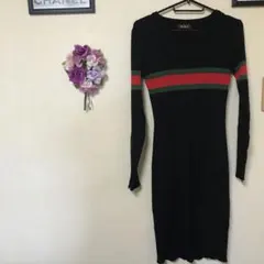 リブニットワンピース ライン入り 美品