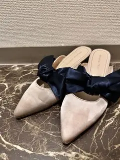 ベージュ ネイビーリボン ミュール