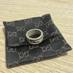Gucci シルバー オープンリング 10号