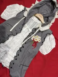 ピンクハウス 超豪華チュールアウターベスト ホワイト - メルカリ