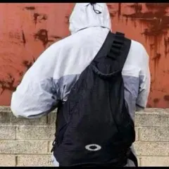 オークリー00s Y2K ワンショルダーバッグ ボディバッグ ブラック