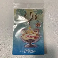東京ばな奈　ディズニー チップとデール　クラリス　　アクリルキーホルダー
