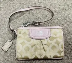 COACH コーチ シグネチャー柄 ベージュ ピンク ポーチ