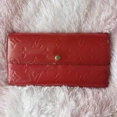Louis Vuitton ピンク 長財布 ヴェルニ エナメル フランボワーズ