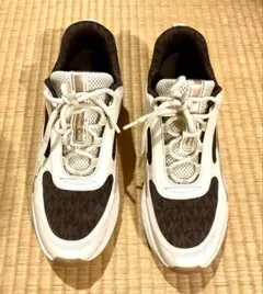 MICHAEL KORS スニーカー 厚底 ロゴ ブラウン ホワイトのサムネイル