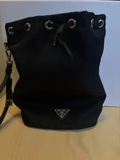 【即決の方値段割引可】PRADA 巾着ポーチ