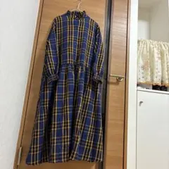 青と黄色のチェック柄ロングワンピース