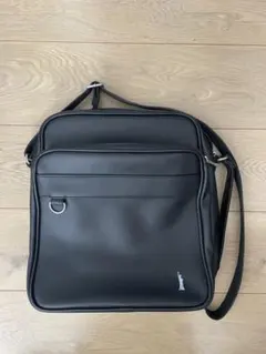 ブラック ショルダーバッグ 合成皮革