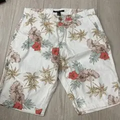 Forever21 MEN 花柄ショートパンツ US 31