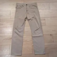 売り切り！リーバイスチノパンのサムネイル