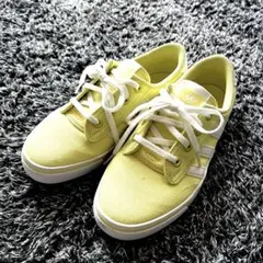 イエロー キャンバス スニーカー ローカット
