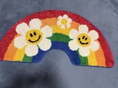 Wiggle Wiggle 虹と花のラグマット