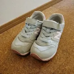 New Balance 373 スニーカー 17.0cm　ニューバランス　水色