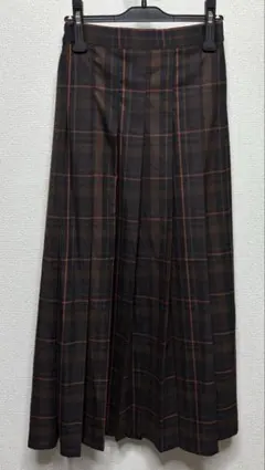 プリーツロングスカート