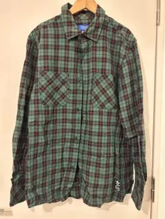 adidas 緑と赤のチェック柄 長袖シャツ