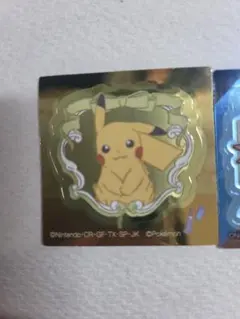 3種類　ポケモンスナック シール 30周年 ピカチュウ