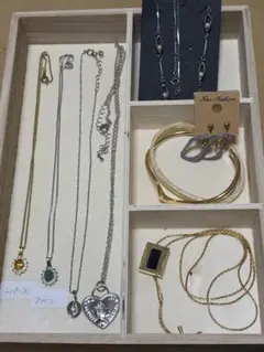 ネックレスとイヤリングのセット