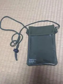 サコッシュ ショルダーバッグカーキ