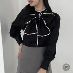 新品　ナイスクラップ ビックリボンボウタイブラウス　長袖　黒　地雷