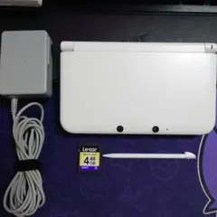 良品　Nintendo 3DS LL ホワイト 本体 ACアダプター付き