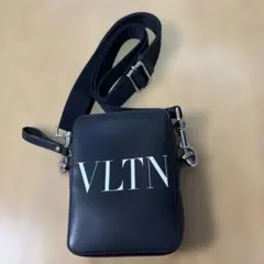 VALENTINO ショルダーバッグ 黒のサムネイル
