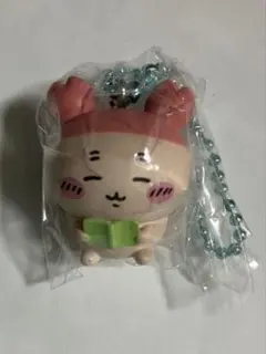 ちいかわ マスコットつきビスケット キーホルダー　古本屋 カニちゃん