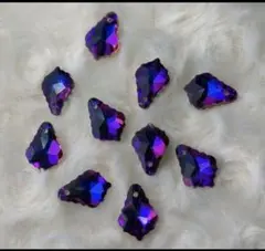 リーフ　ドロップ　チャーム　パーツ　ガラス　ビーズ　10個セット