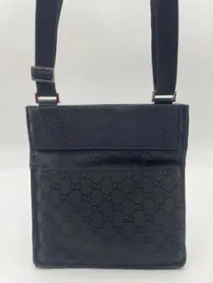 GUCCI グッチ 黒 レザー ショルダーバッグのサムネイル