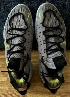 Nike Space Hippie 04 スニーカー