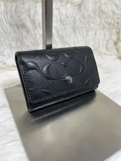 ✨美品✨COACH シグネチャー エンボス レザー キーケース ブラック
